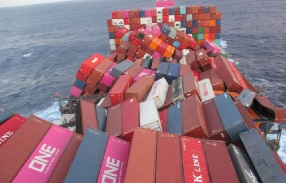 ONE Apus may have lost a quarter of its cargo