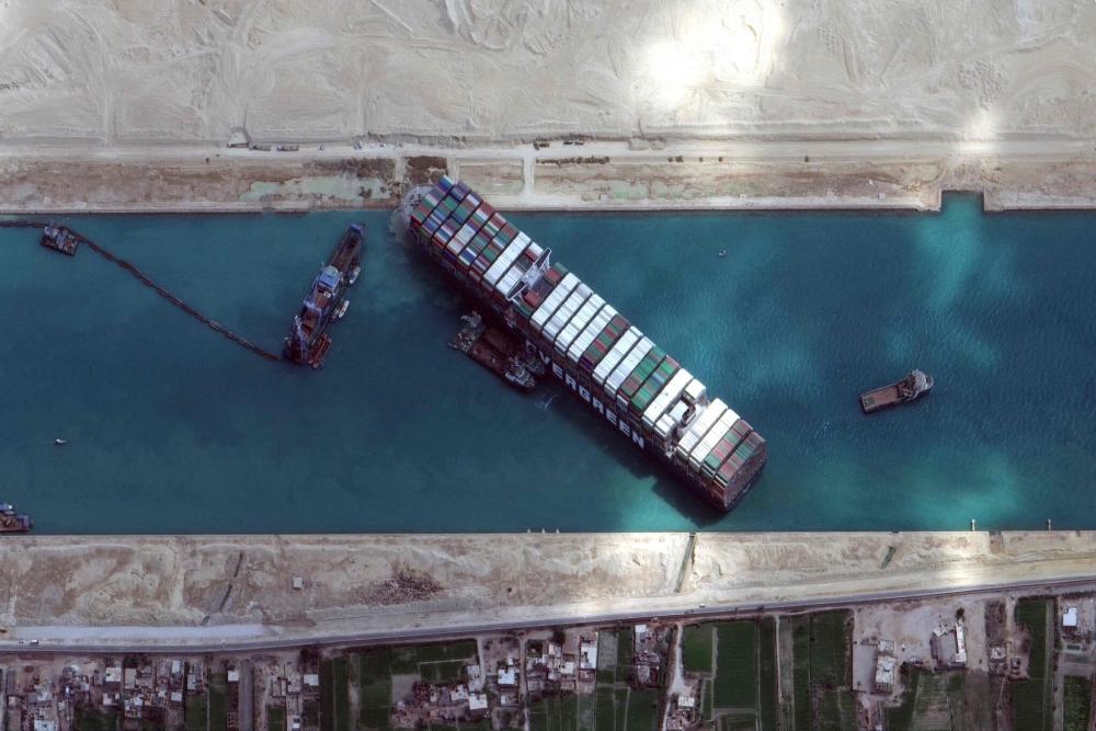How One of the World’s Biggest Ships Jammed the Suez Canal