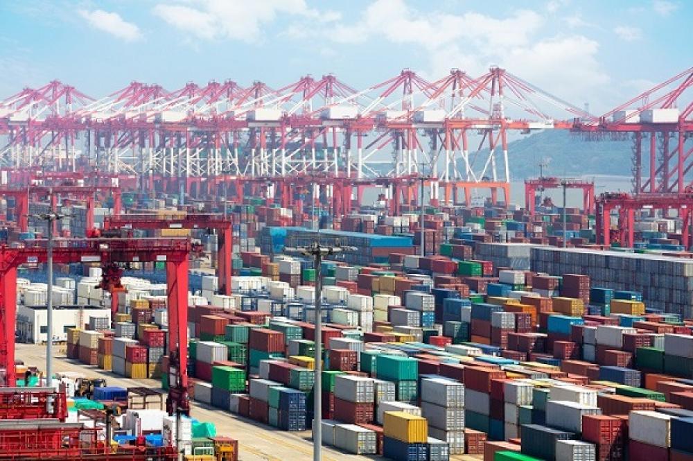  No slack season, no easing of spot rates, as cargo pours out of Asia